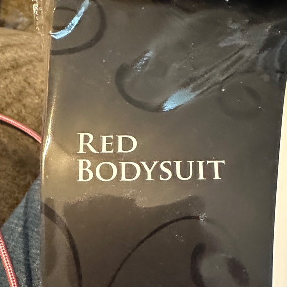 Spirit Vibrant Red Long Sleeve Bodysuit NEW - Picture 4 of 9